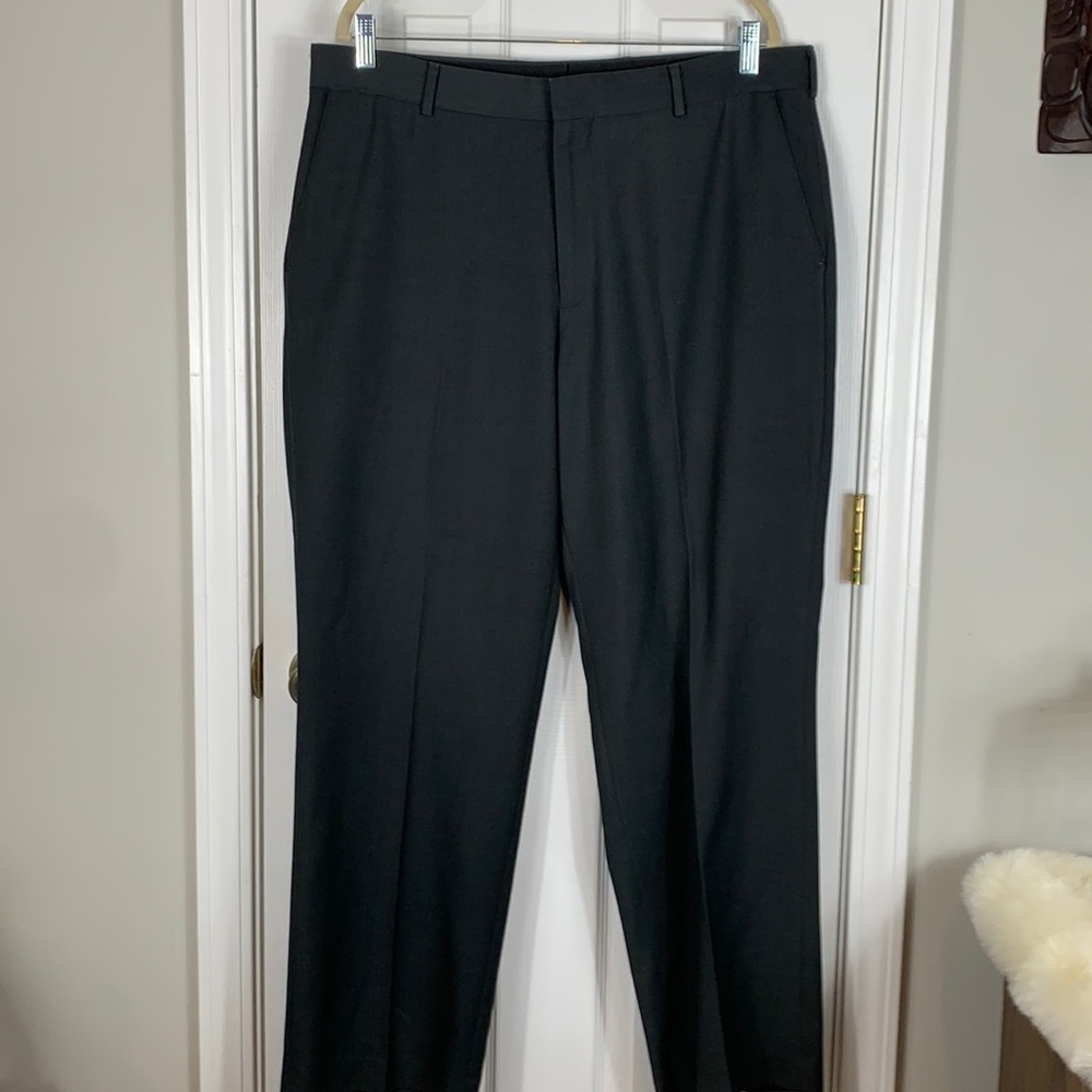 Arrow men’s dress pants size 38 X 30. Dark grey